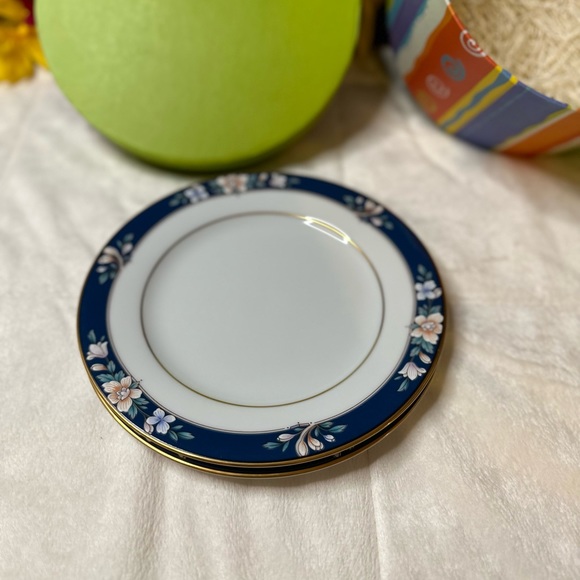 2 Vintage “Legendary” By Noritake PRESCOTT 3880 Bread & Butter Plates 6.5" - Picture 2 of 11